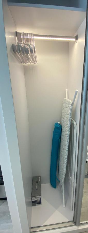 Cp Top Floor Luxury Studio ยิบรอลตาร์ ภายนอก รูปภาพ